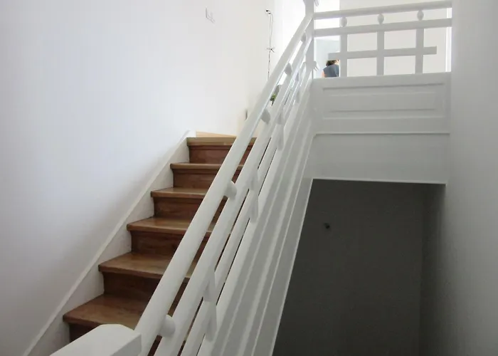 בית הארחה White House אבאירו