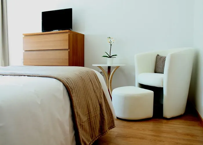 Konukevi White House 3*